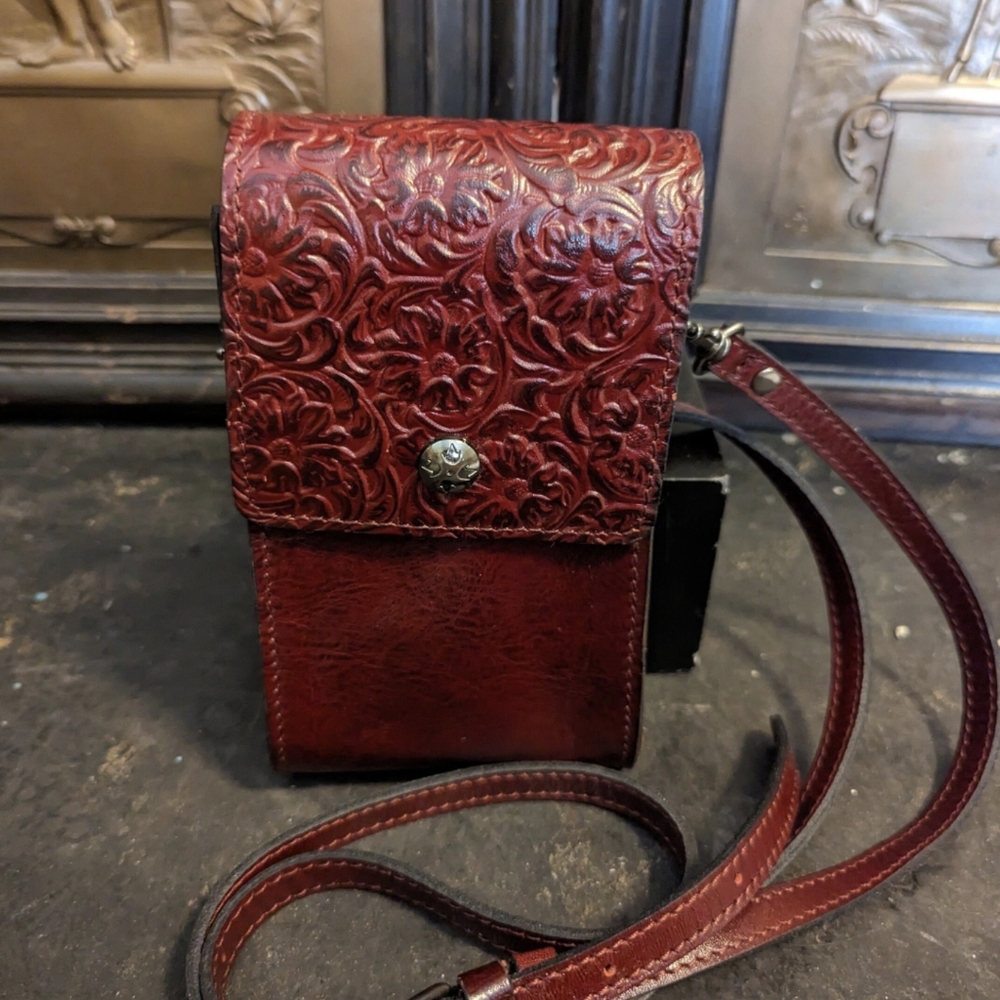 Patricia Nash Cross Body Tooled leather cell phone bag, Oxblood, almost new